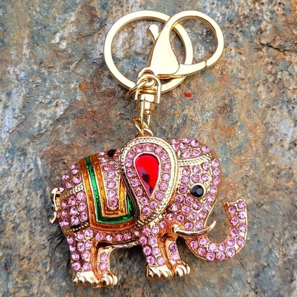 Austrian Crystal Elephant Keychain - Picture 1 of 7